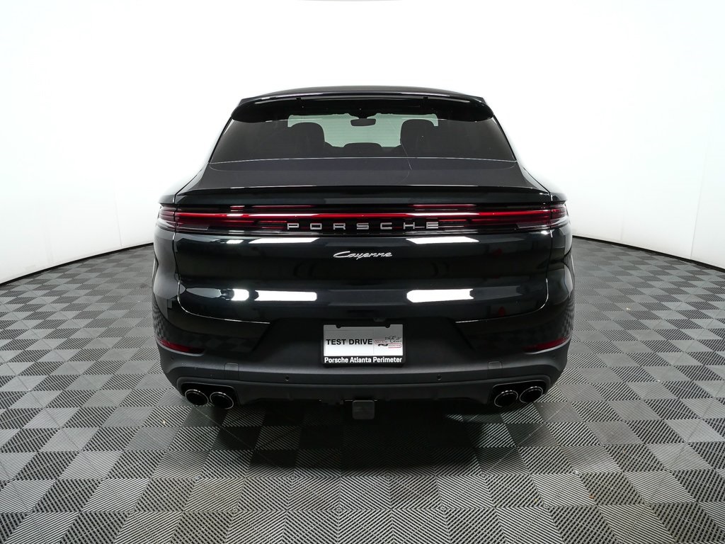 2026 Porsche Cayenne Base Image 8 of 40