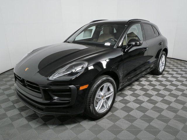 2026 Porsche Macan Image 1 of 39