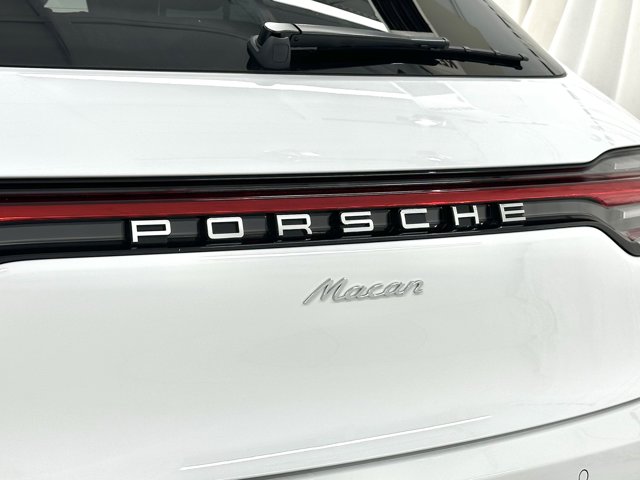 2026 Porsche Macan Base Image 52 of 61