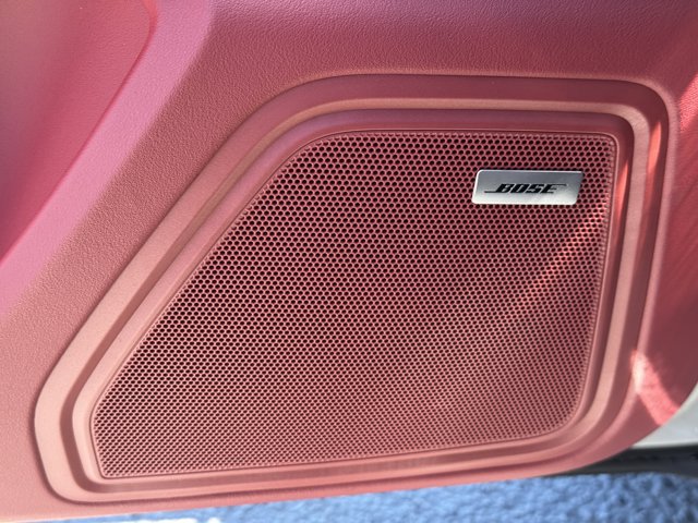 2026 Porsche Macan Base Image 36 of 36