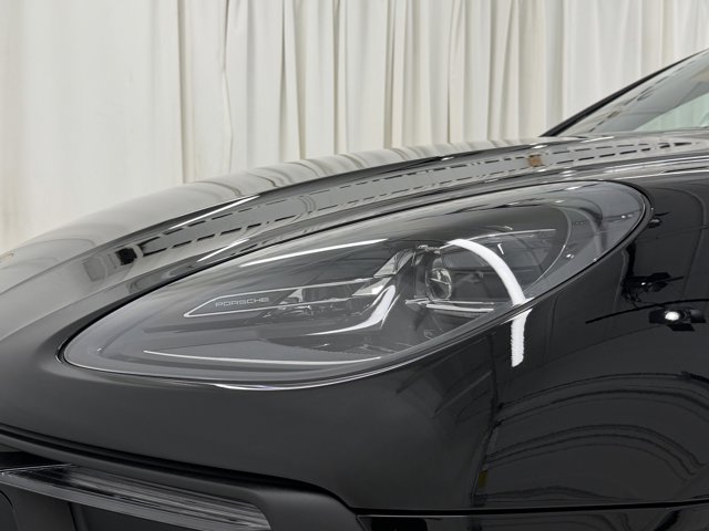 2026 Porsche Macan Base Image 62 of 62