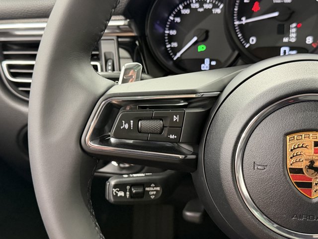 2026 Porsche Macan Base Image 49 of 62