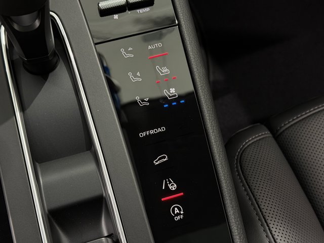 2026 Porsche Macan Base Image 59 of 62