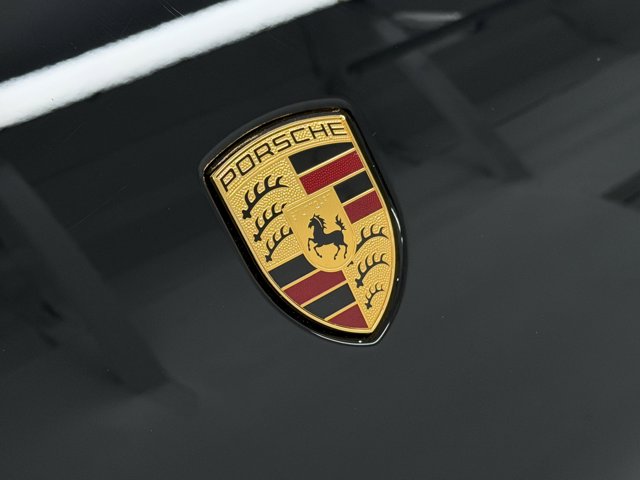 2026 Porsche Macan Base Image 42 of 58