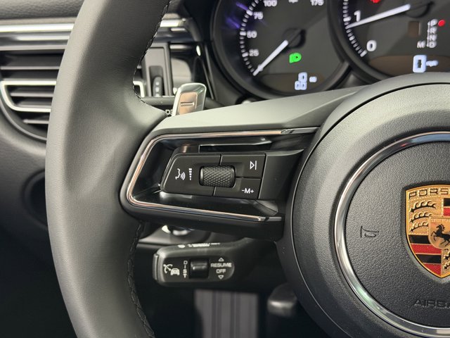 2026 Porsche Macan Base Image 46 of 58