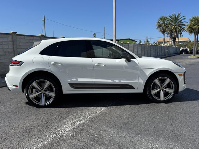 2026 Porsche Macan T Image 4 of 39