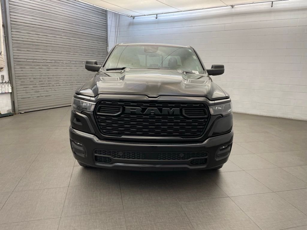 2026 Ram 1500 Express Image 3 of 22