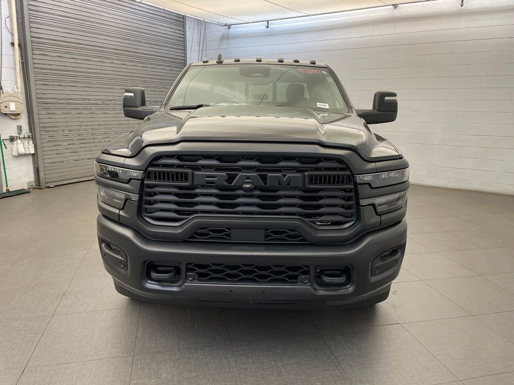 2026 Ram 3500 Tradesman Image 3 of 25