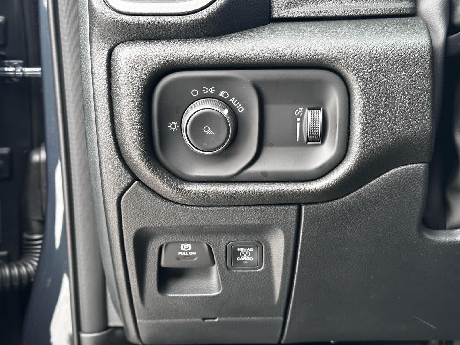 2026 Ram 1500 Tradesman Image 18 of 21