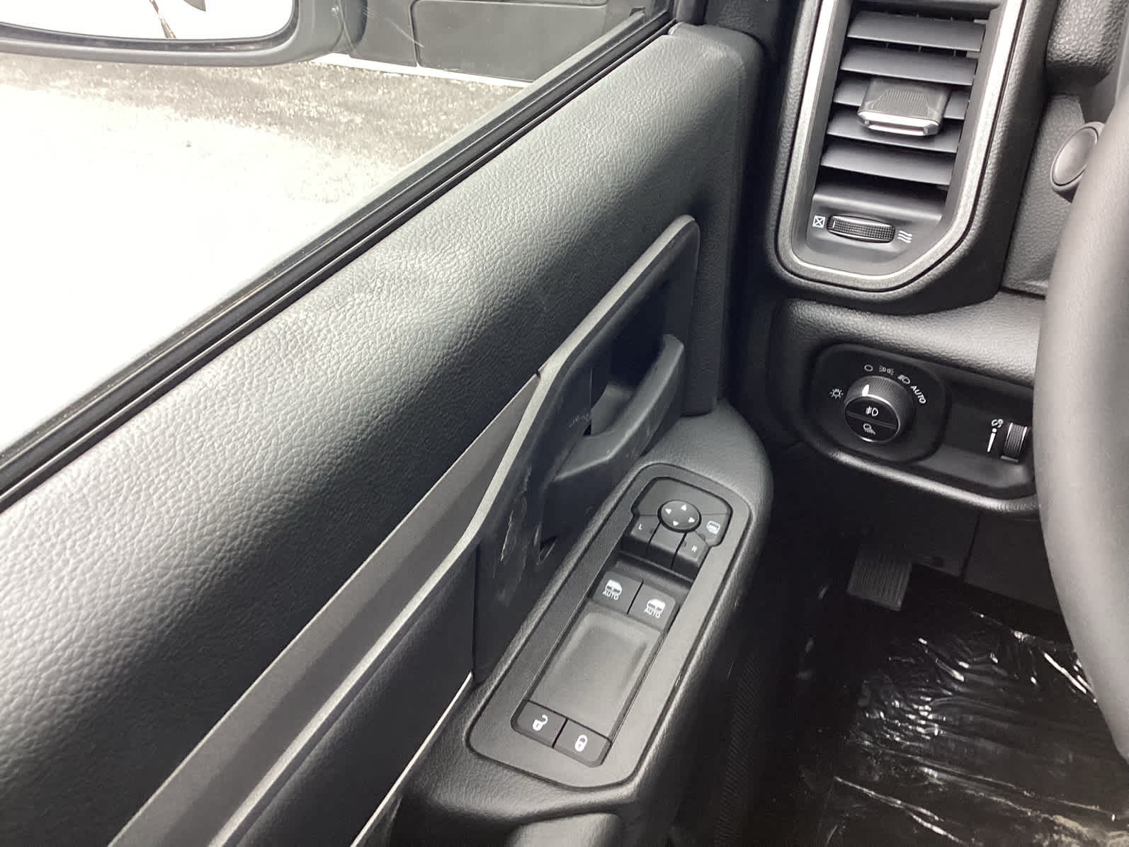 2026 Ram 2500 Tradesman Image 23 of 24