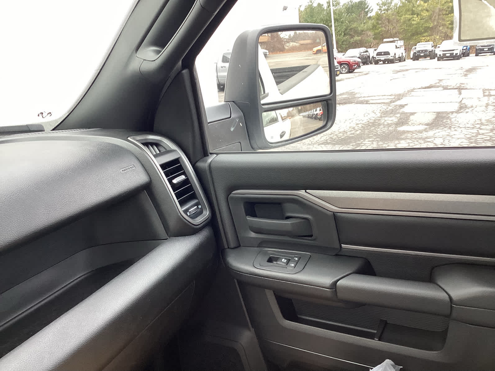 2026 Ram 2500 Tradesman Image 10 of 24