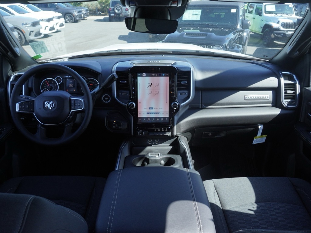 2026 Ram 2500 Big Horn Image 18 of 32