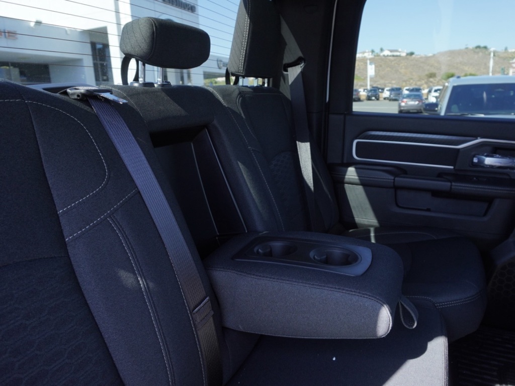 2026 Ram 2500 Big Horn Image 15 of 32