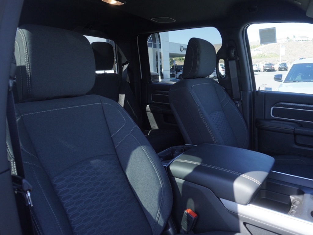 2026 Ram 2500 Big Horn Image 13 of 32