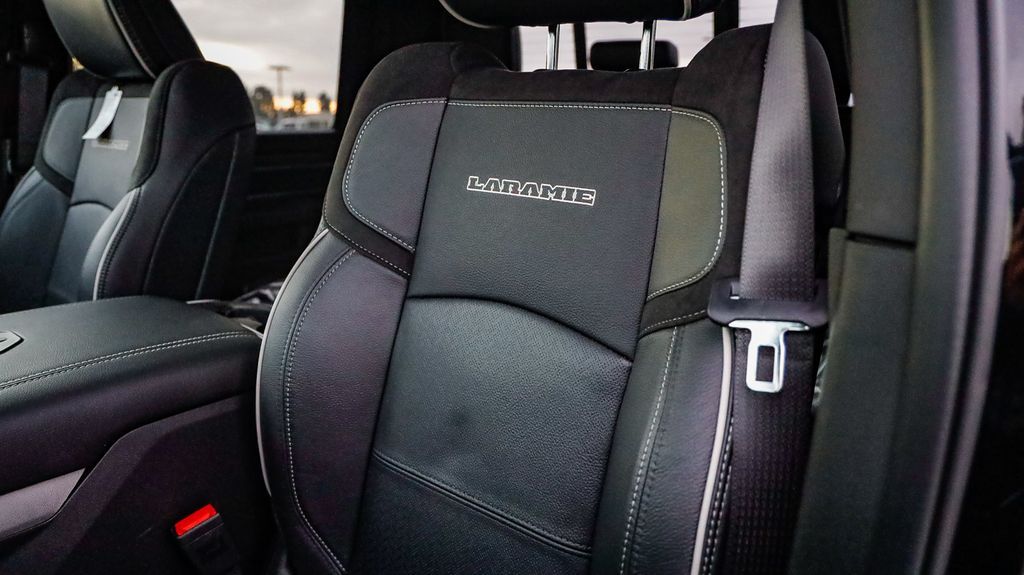 2026 Ram 2500 Laramie Image 14 of 29