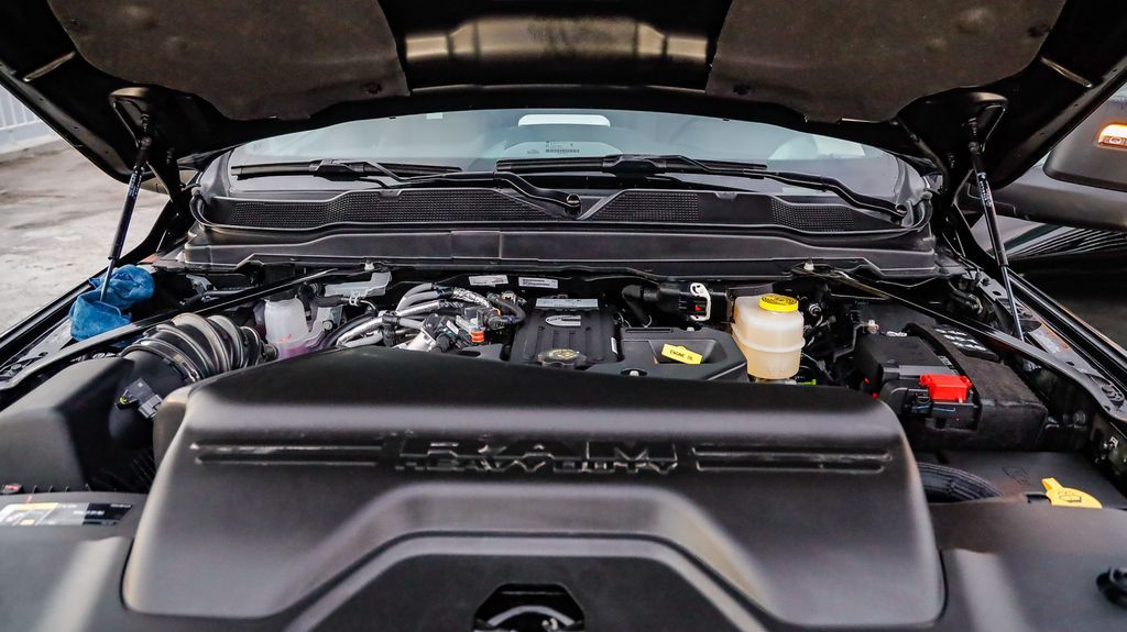 2026 Ram 2500 Laramie Image 8 of 29