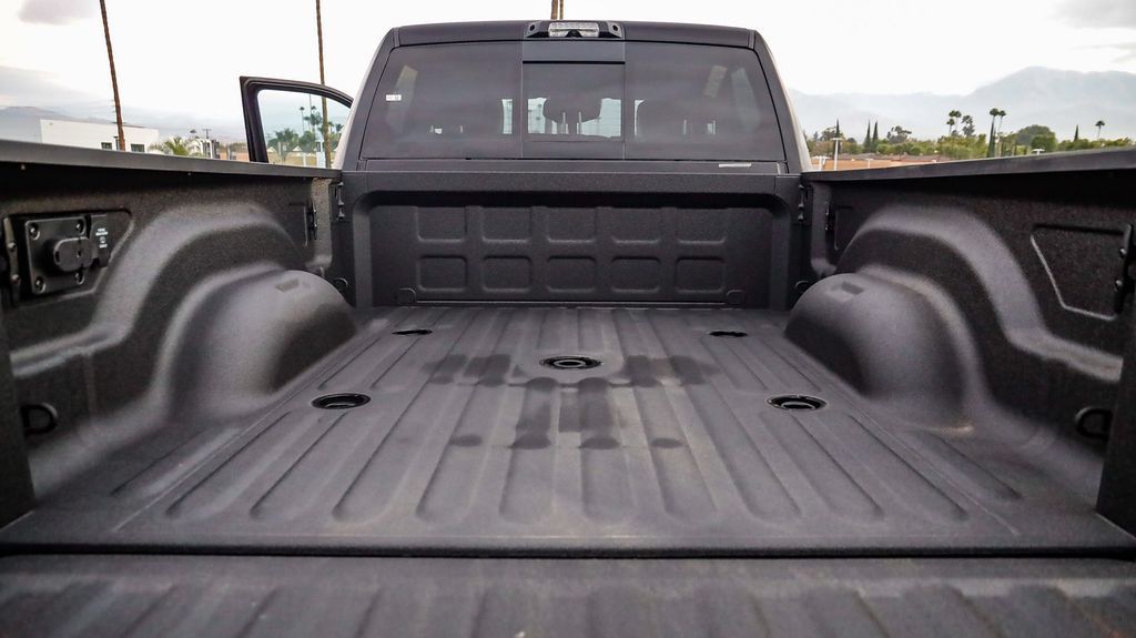 2026 Ram 2500 Laramie Image 11 of 29