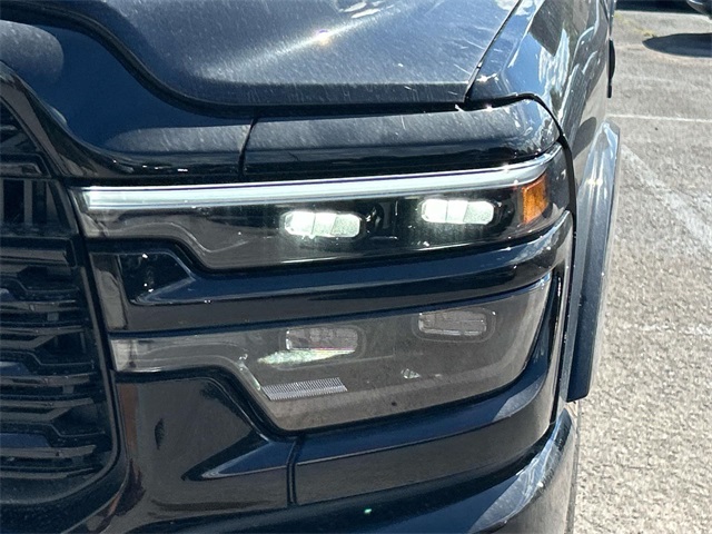 2026 Ram 2500 Limited Image 31 of 34