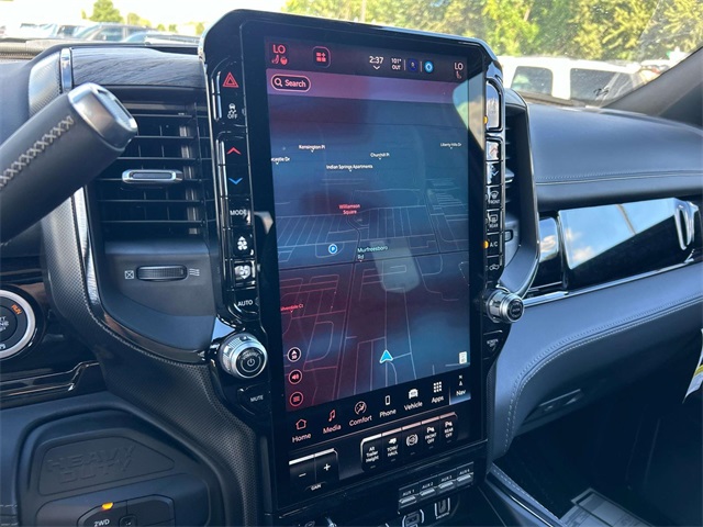 2026 Ram 2500 Limited Image 14 of 34