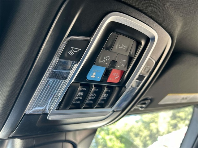 2026 Ram 2500 Limited Image 24 of 34