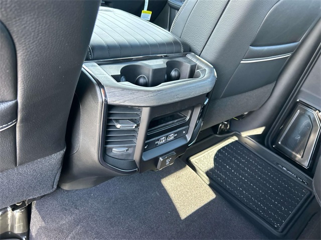 2026 Ram 2500 Limited Image 30 of 34