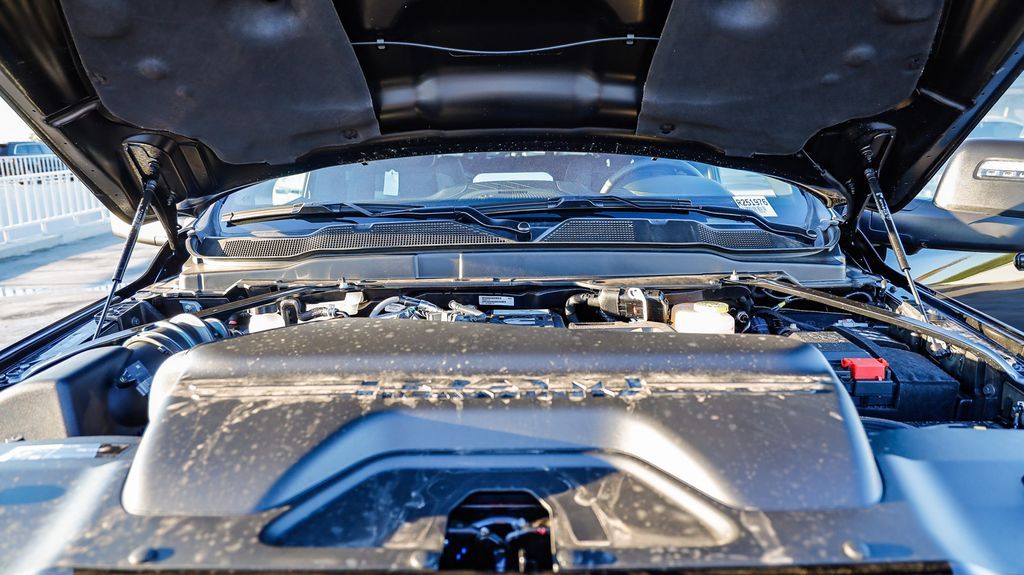 2026 Ram 2500 Limited Image 8 of 29