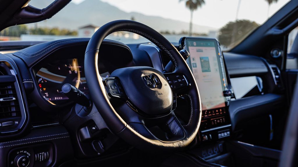 2026 Ram 2500 Limited Image 18 of 29