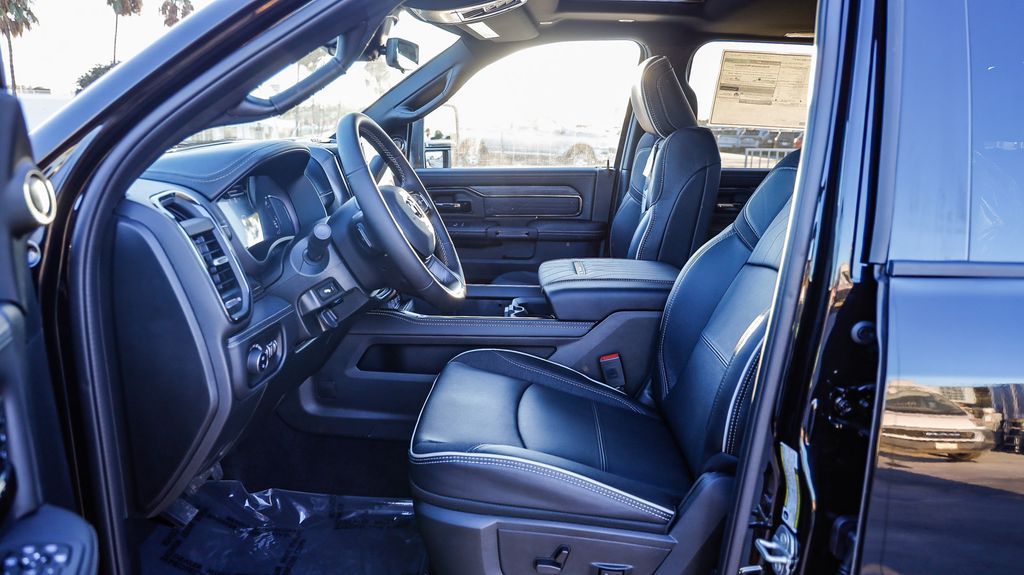 2026 Ram 2500 Limited Image 12 of 29