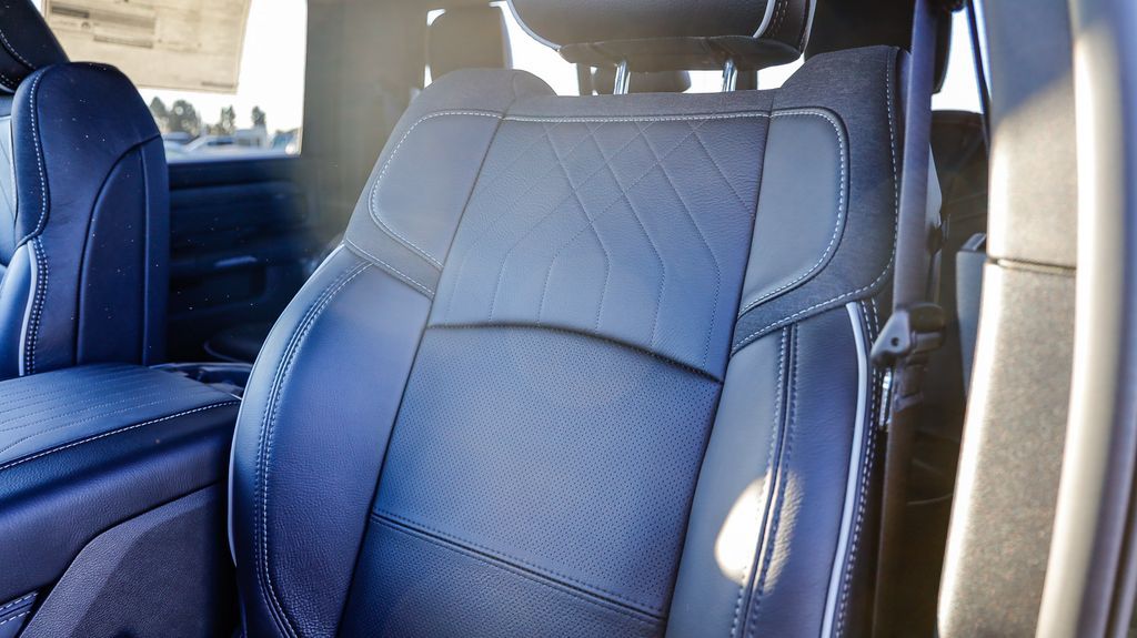 2026 Ram 2500 Limited Image 13 of 29