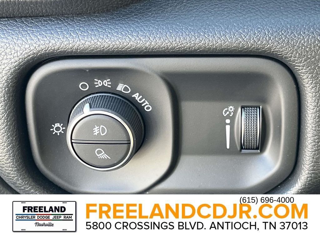 2026 Ram 2500 Tradesman Image 26 of 32