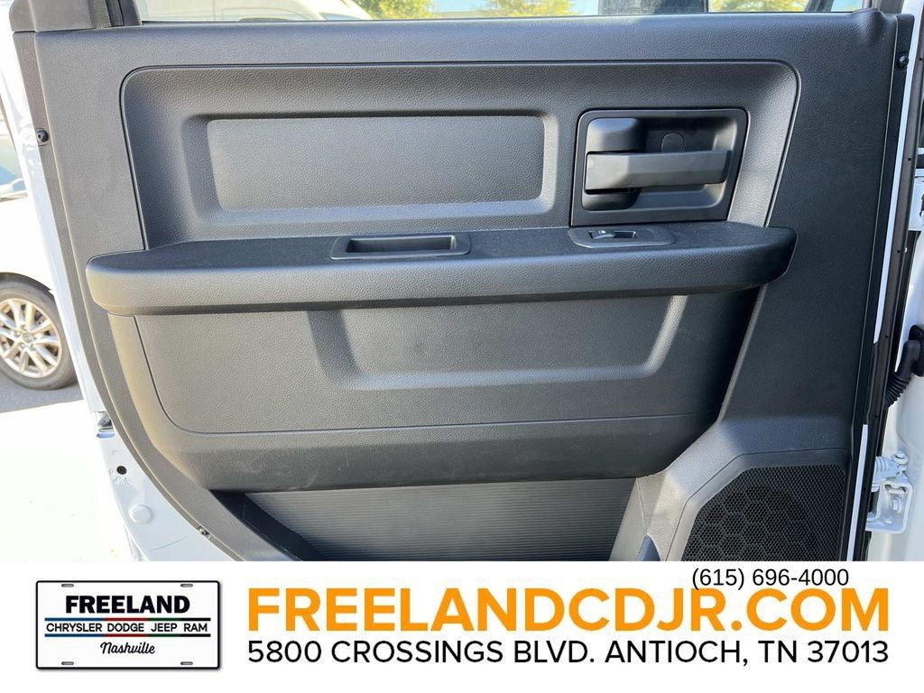 2026 Ram 2500 Tradesman Image 27 of 31