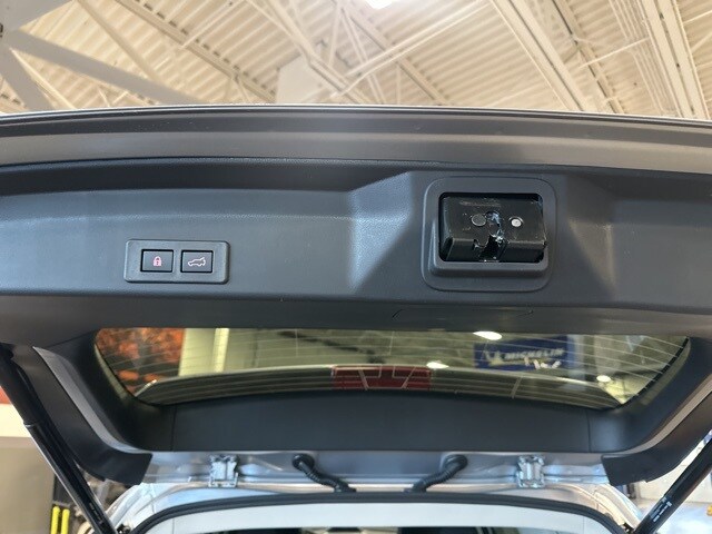 2026 Subaru Ascent Limited Image 20 of 20