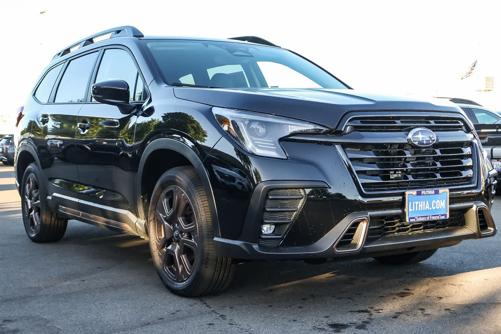2026 Subaru Ascent Limited Bronze Edition Image 3 of 23