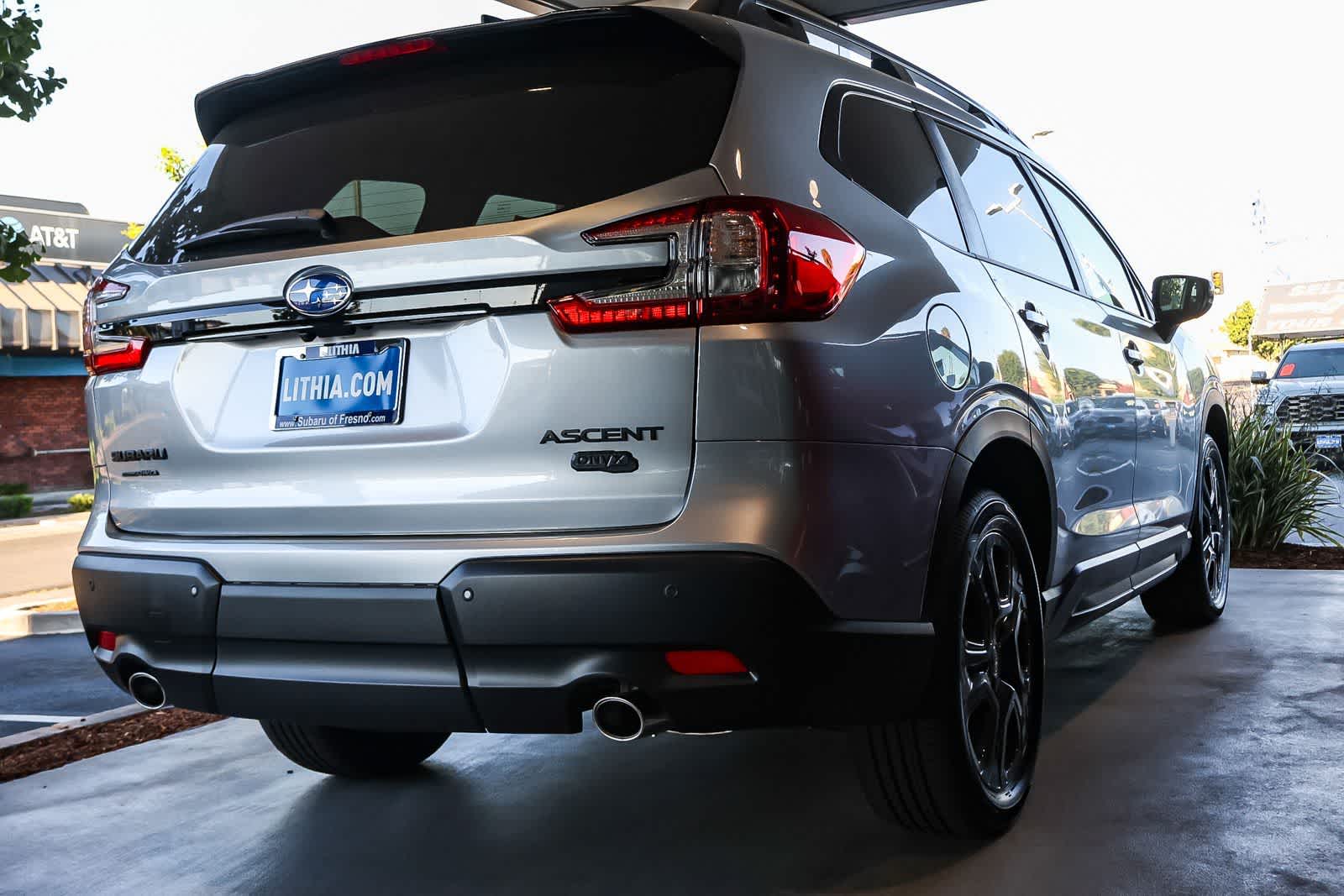2026 Subaru Ascent Onyx Edition Touring Image 3 of 21