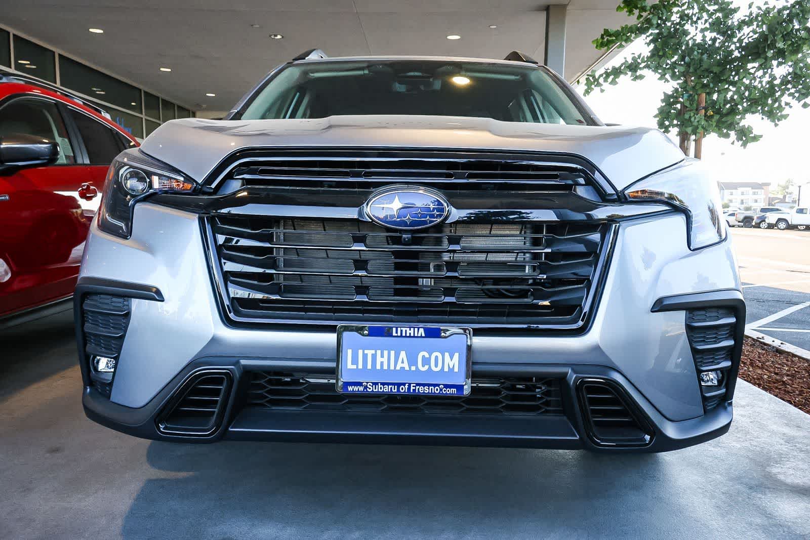 2026 Subaru Ascent Onyx Edition Touring Image 2 of 21