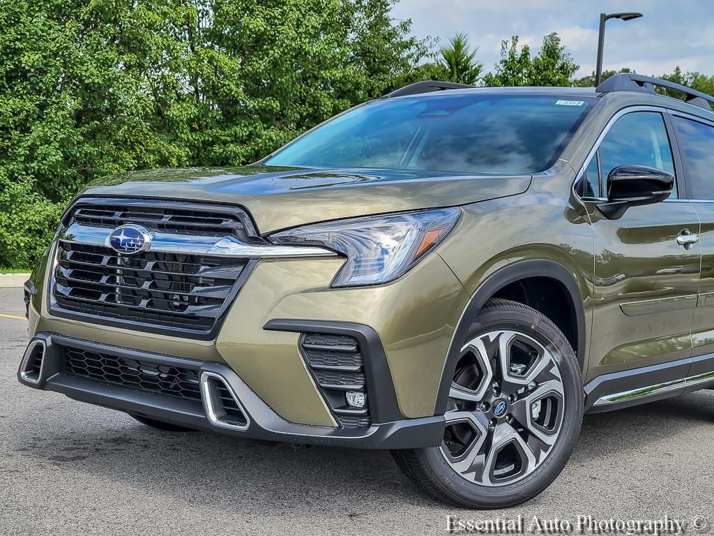 2026 Subaru Ascent Touring Image 2 of 31