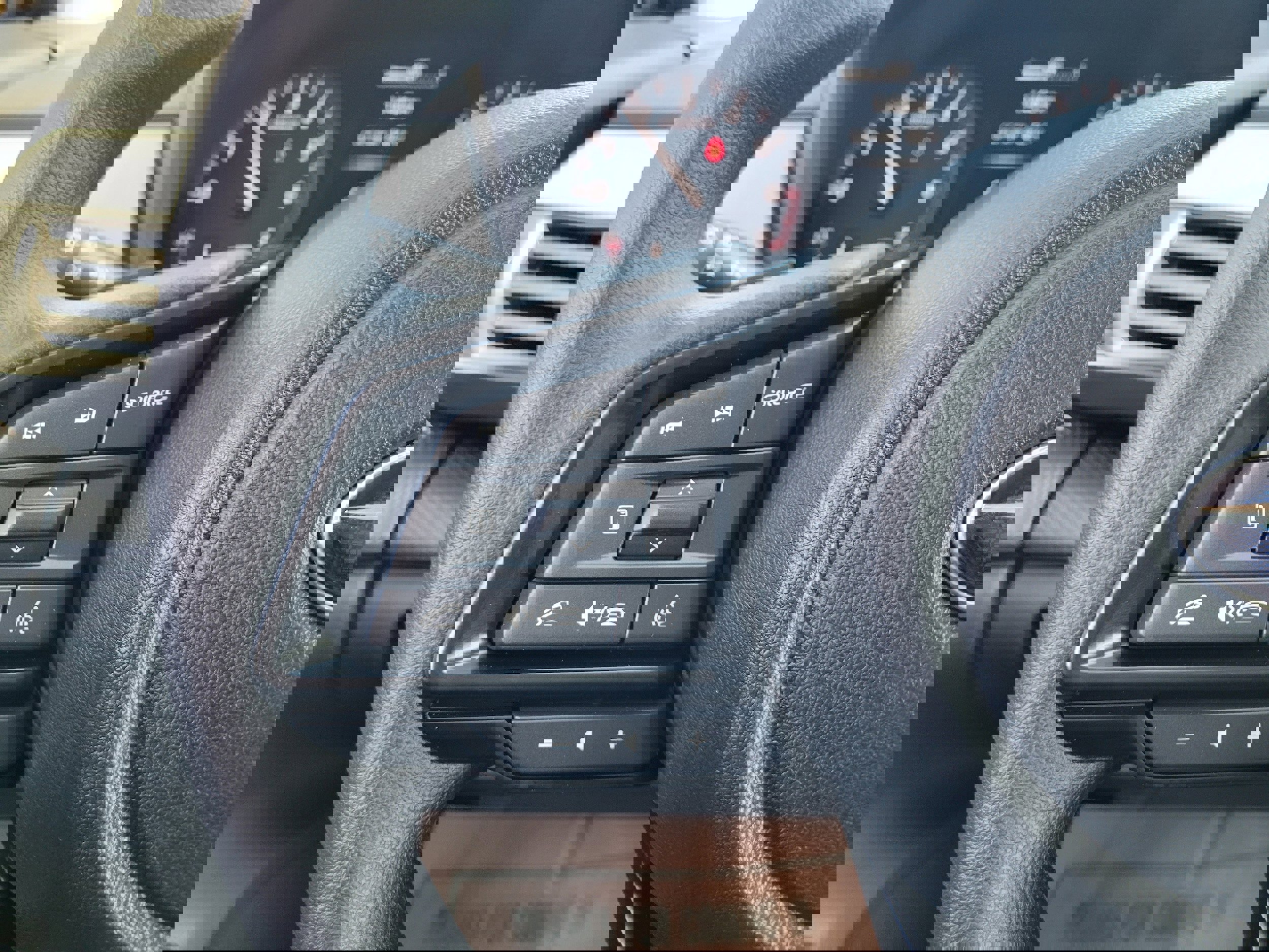 2026 Subaru Crosstrek Base Image 27 of 31