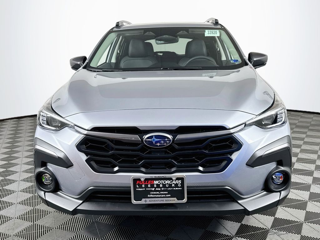 2026 Subaru Crosstrek Limited Image 2 of 32