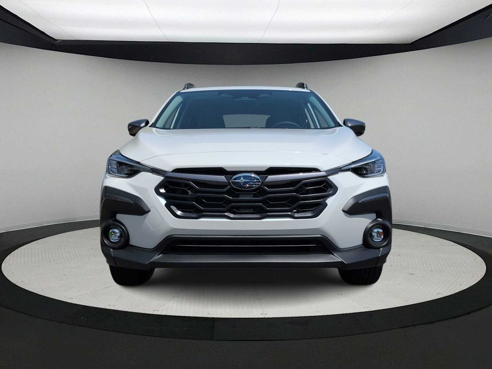 2026 Subaru Crosstrek Limited Image 3 of 32