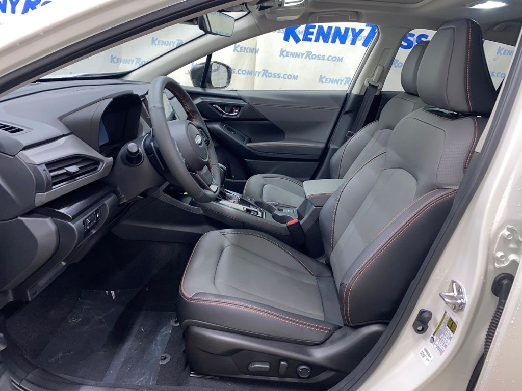 2026 Subaru Crosstrek Limited Hybrid Image 14 of 27