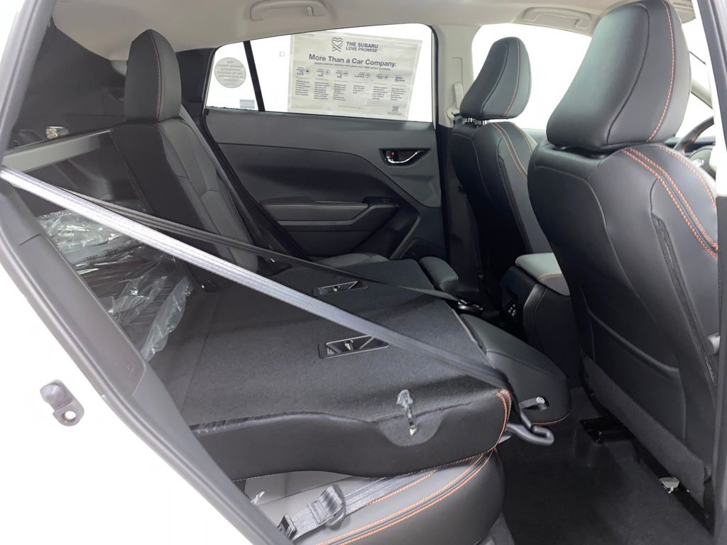 2026 Subaru Crosstrek Limited Hybrid Image 15 of 27