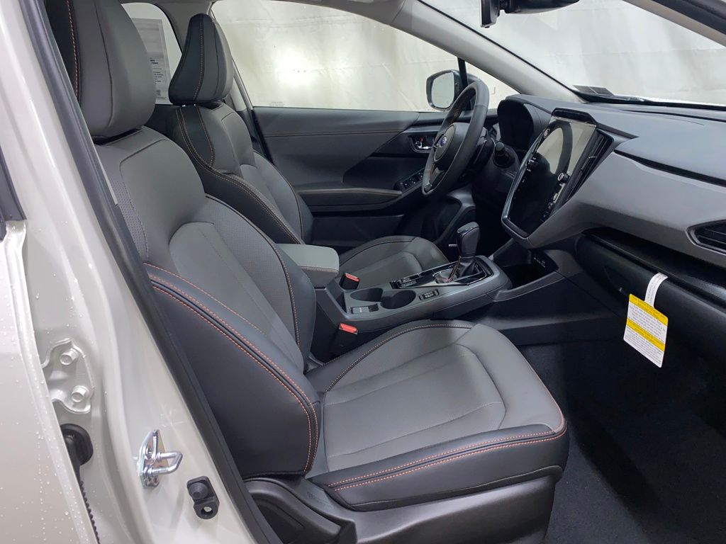 2026 Subaru Crosstrek Limited Hybrid Image 12 of 27