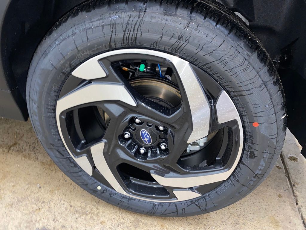 2026 Subaru Crosstrek Limited Hybrid Image 7 of 27