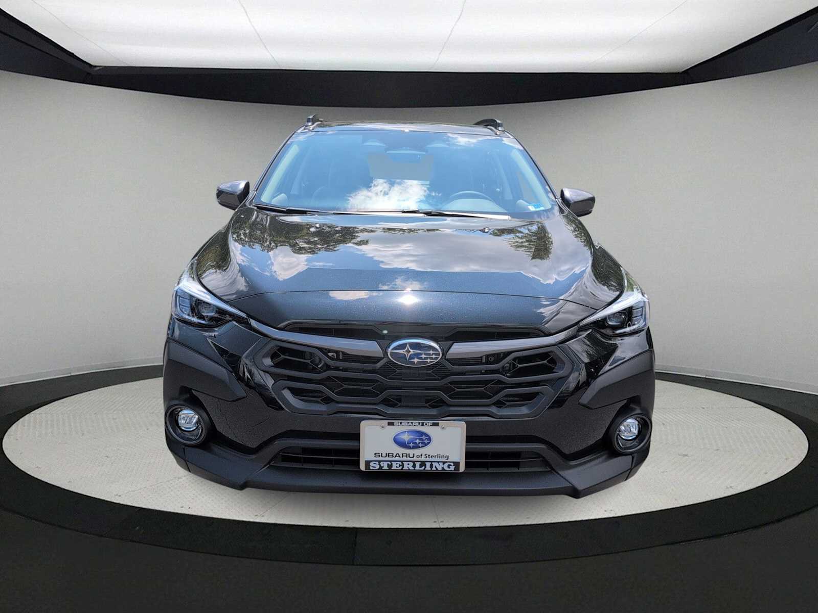 2026 Subaru Crosstrek Limited Hybrid Image 3 of 33