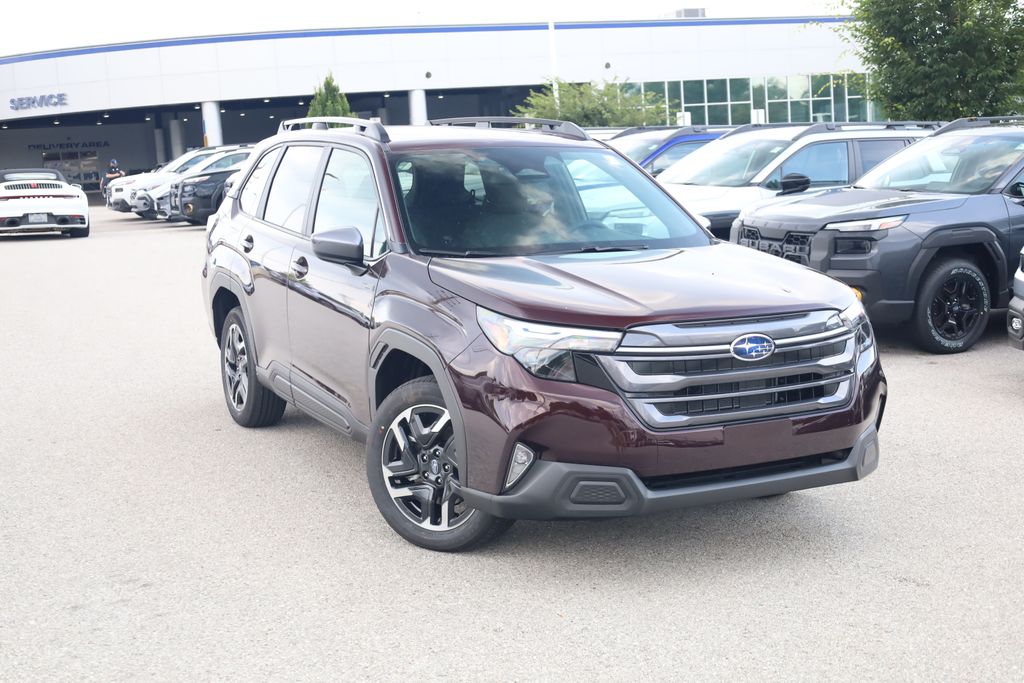 2026 Subaru Forester Premium Hybrid Image 3 of 24