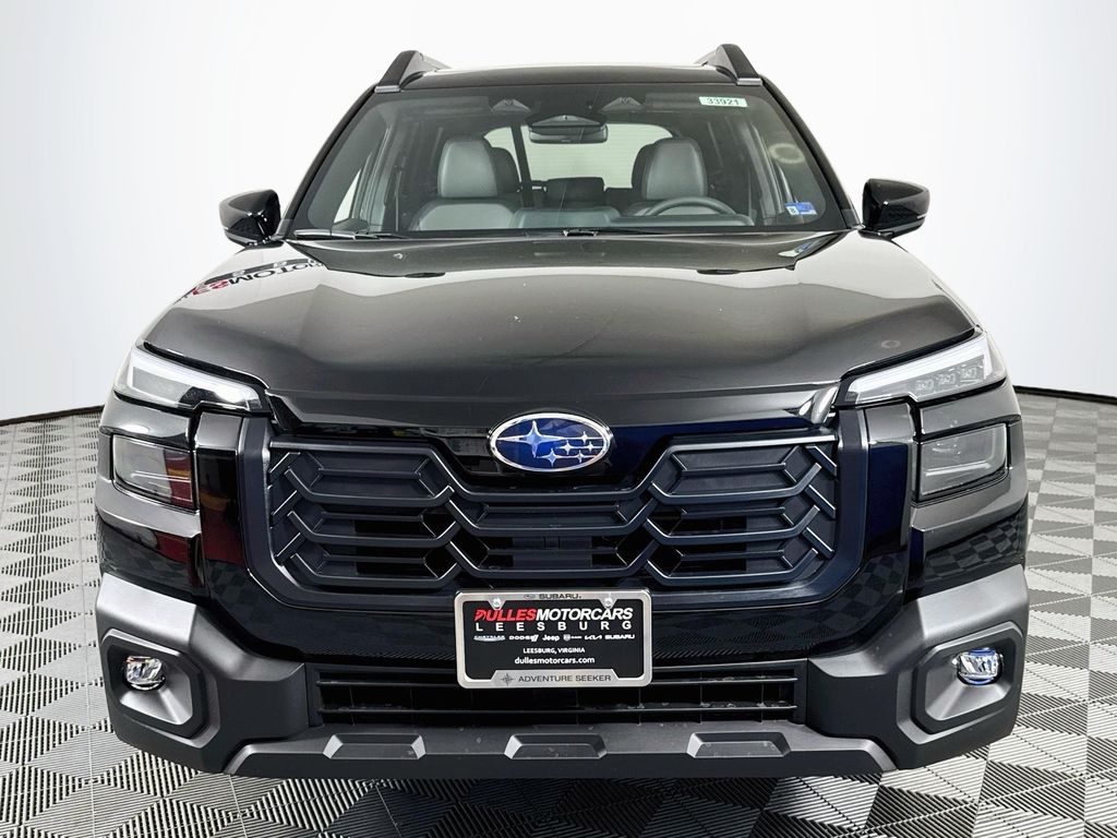 2026 Subaru Outback Premium Image 2 of 33