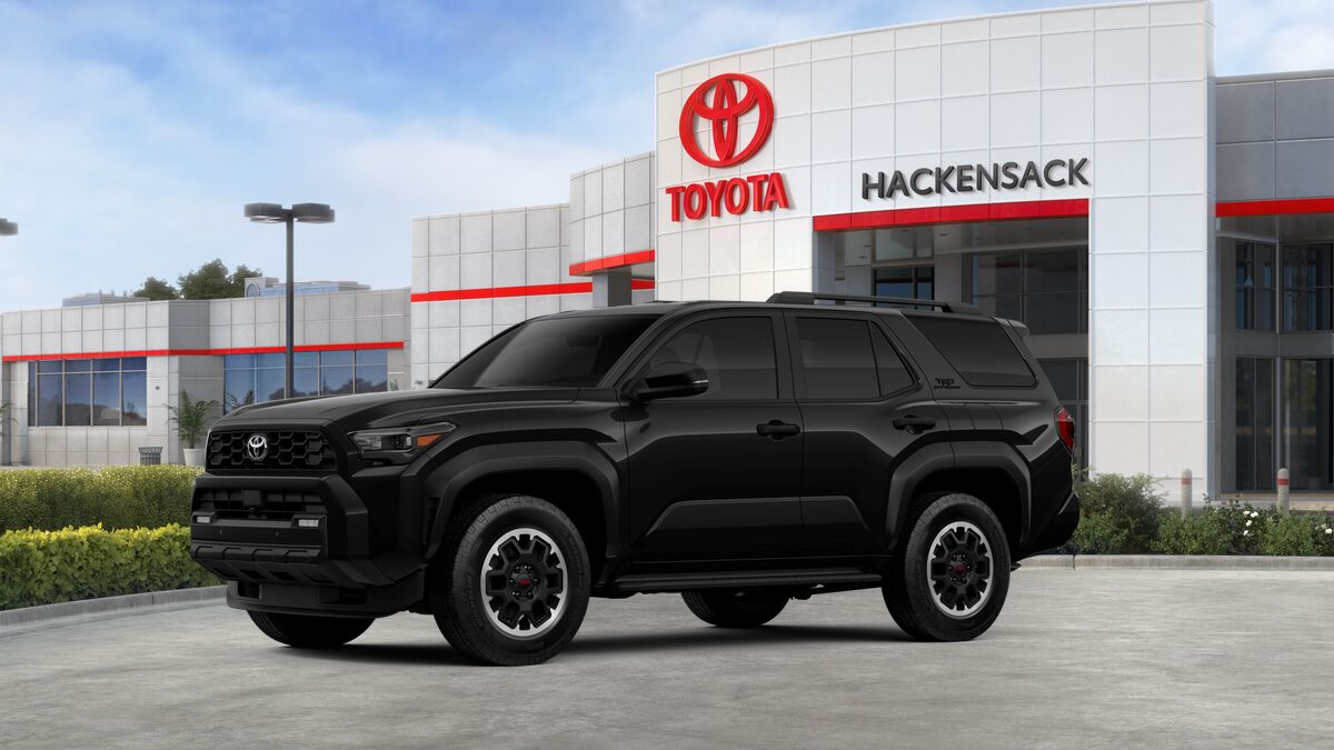 2026 Toyota 4Runner TRD Off Road Image 3 of 22