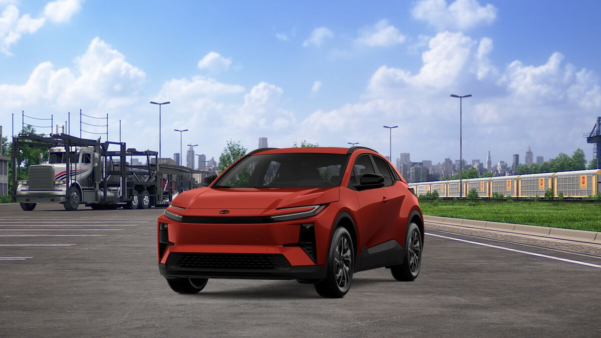 2026 Toyota C-HR SE Image 1 of 22