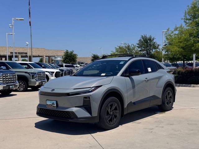 2026 Toyota C-HR SE Image 1 of 22