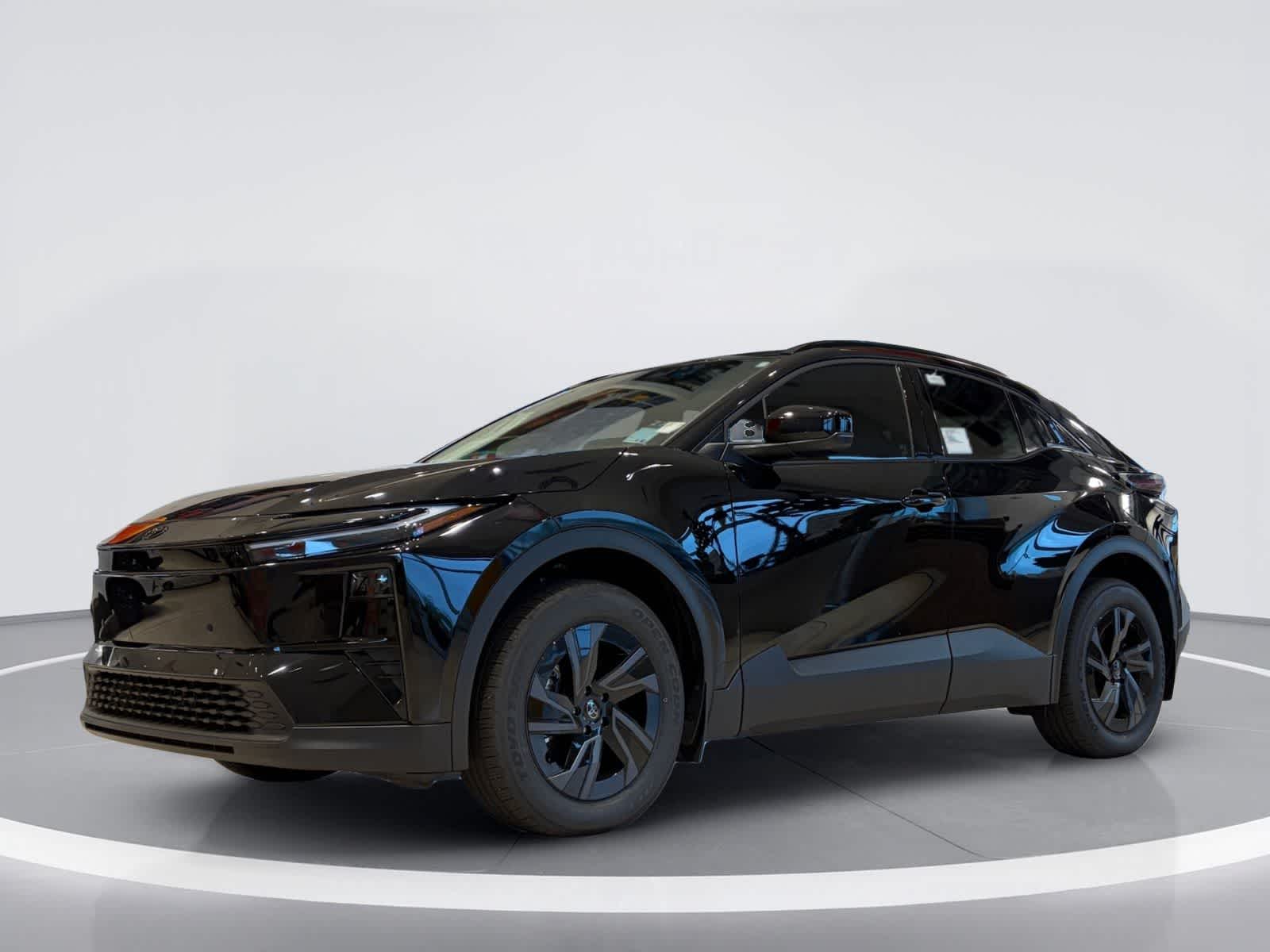 2026 Toyota C-HR SE Image 1 of 27